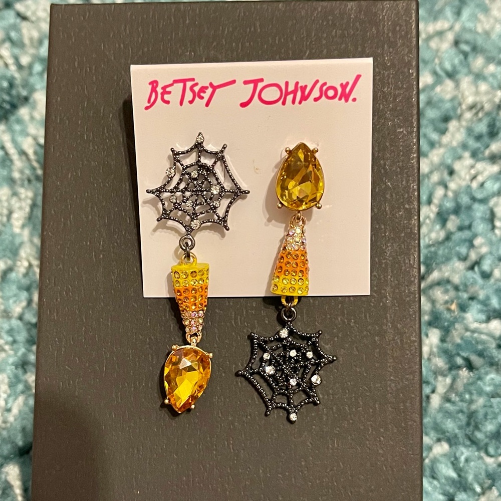 Betsey Johnson Yellow and Black Web Earrings